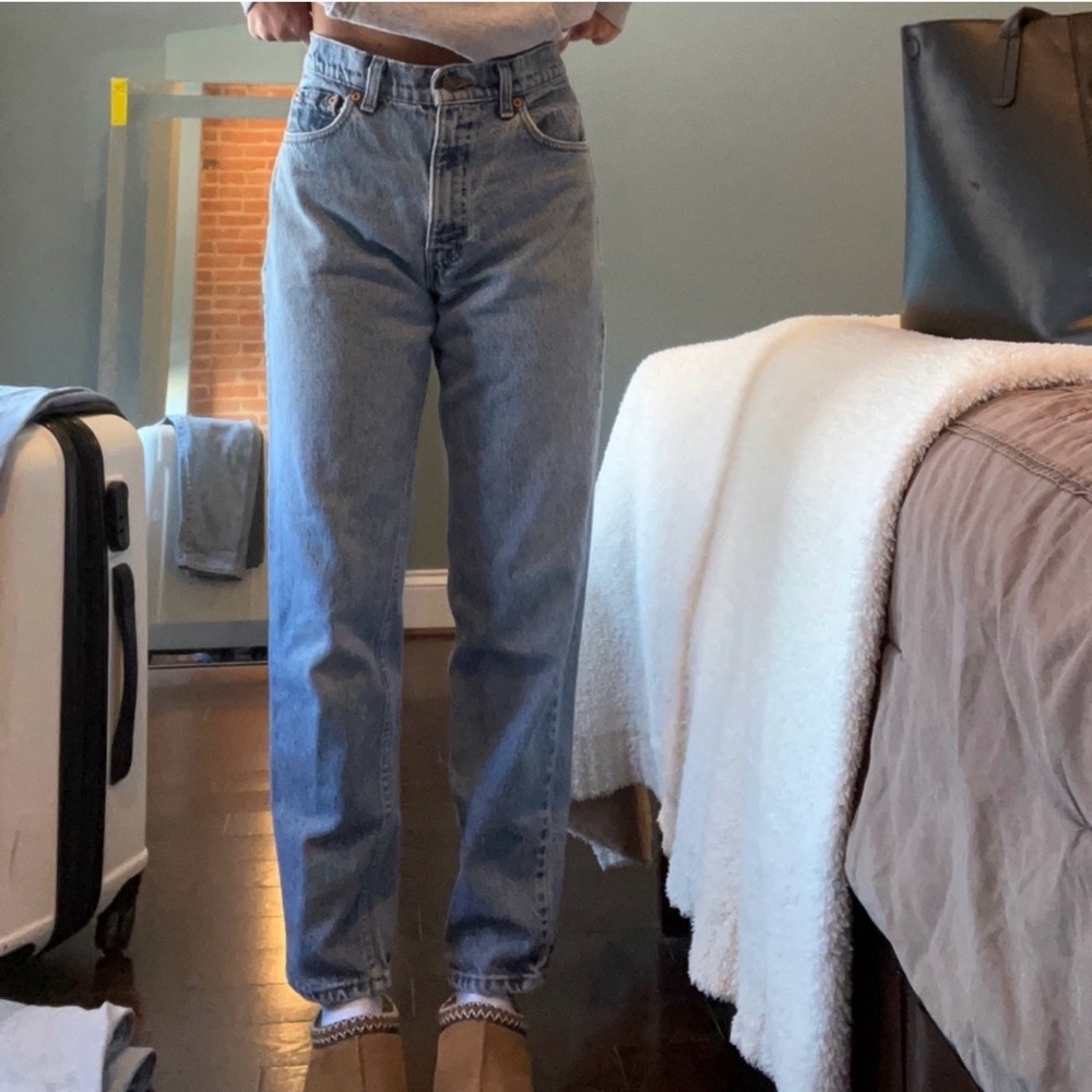 Levi's Women's Straight Leg Blue Jeans